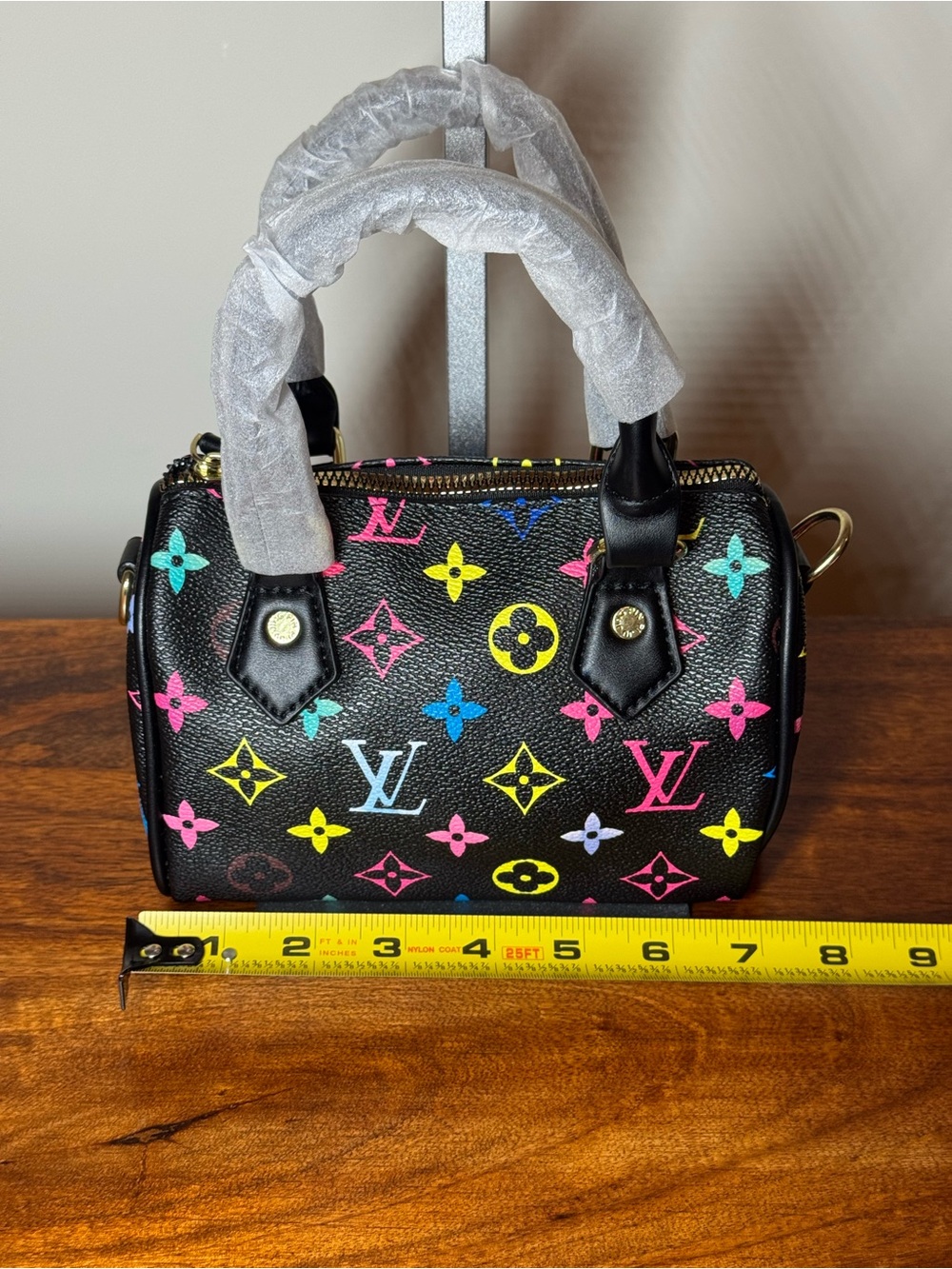 Black Multicolor Mini Handbag. No Brand.